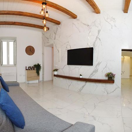 Luxury Apartment Salerno Center מראה חיצוני תמונה