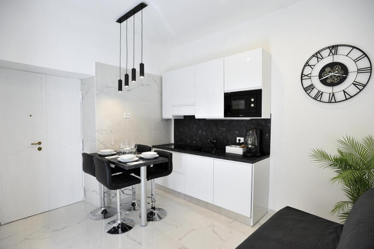 Luxury Apartment Salerno Center מראה חיצוני תמונה