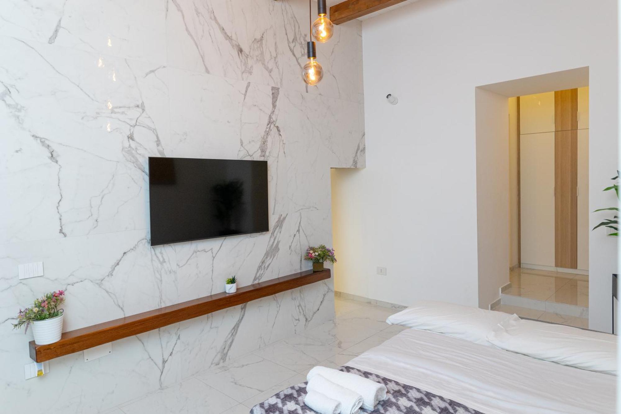 Luxury Apartment Salerno Center מראה חיצוני תמונה